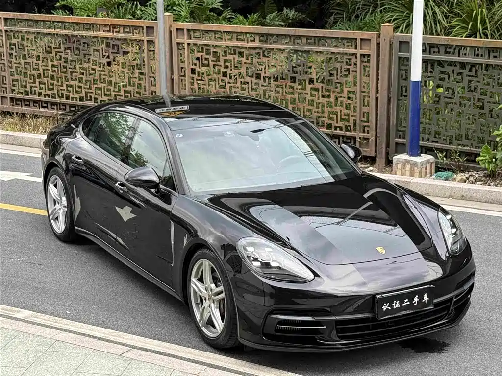 Porsche Panamera 2019 — фото 10