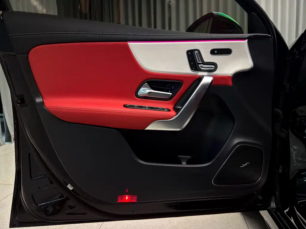 Mercedes-Benz A-Class AMG 2023 — фото 11