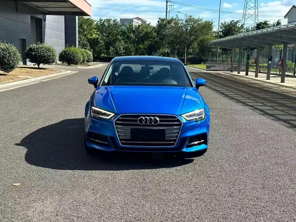 Audi A3 2020 — фото 1