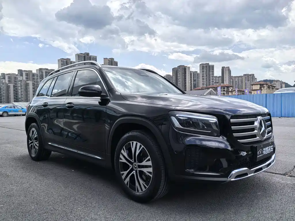 Mercedes-Benz GLB 2025 — фото 3
