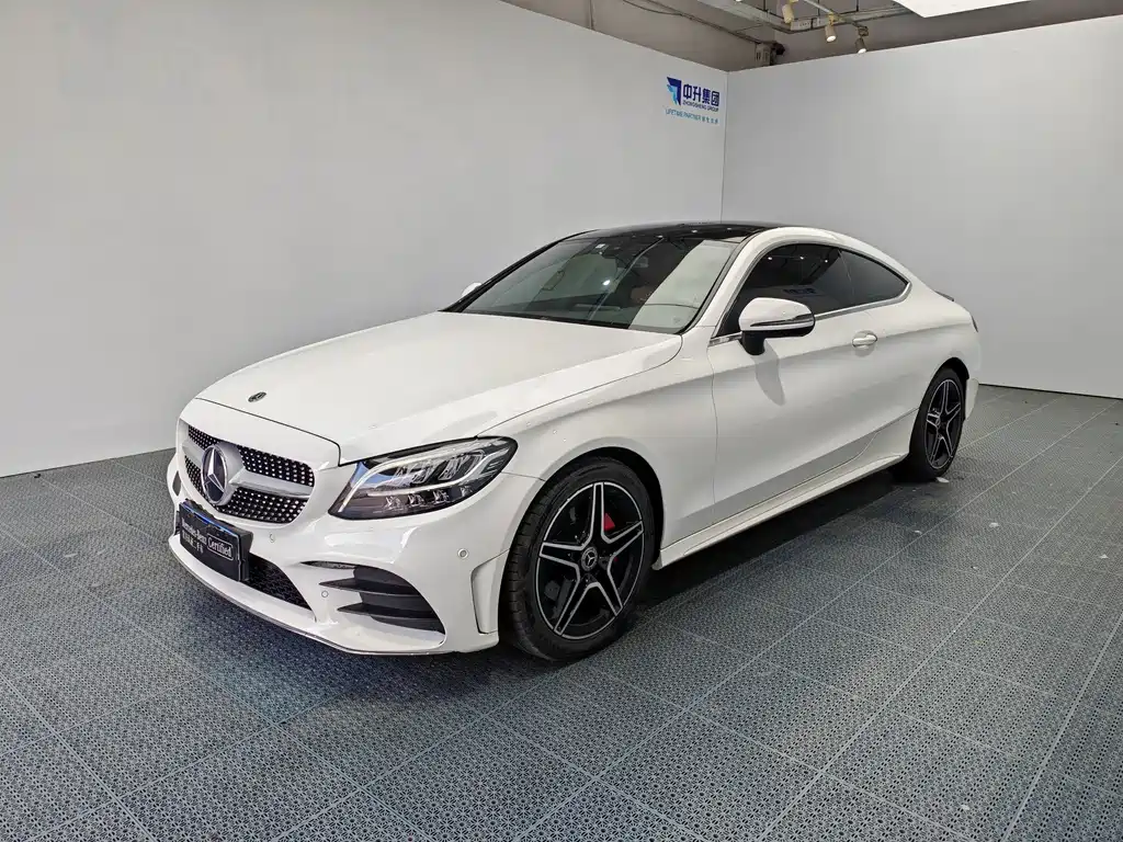 Mercedes-Benz C-Class 2019 — фото 1