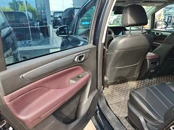 GAC Trumpchi M6 2022