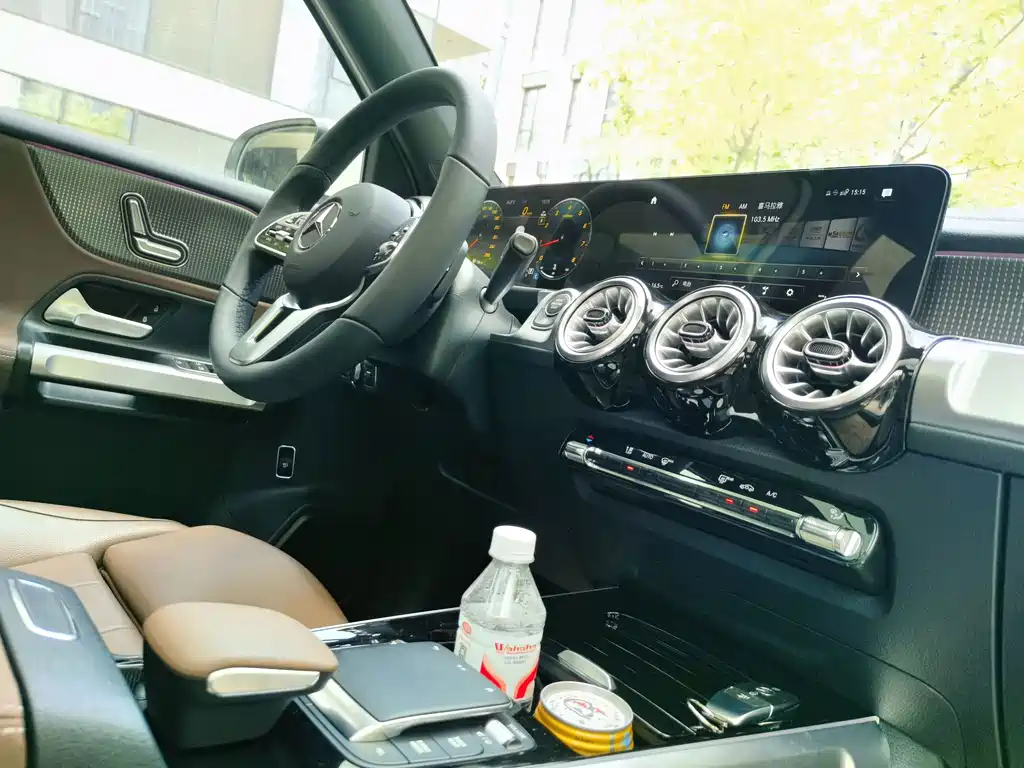 Mercedes-Benz GLB 2023 — фото 14