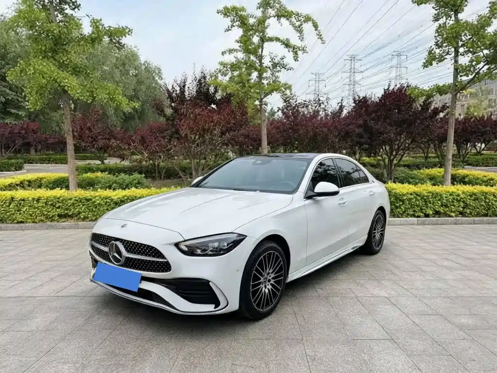 Mercedes-Benz C-Class 2023 — фото 1