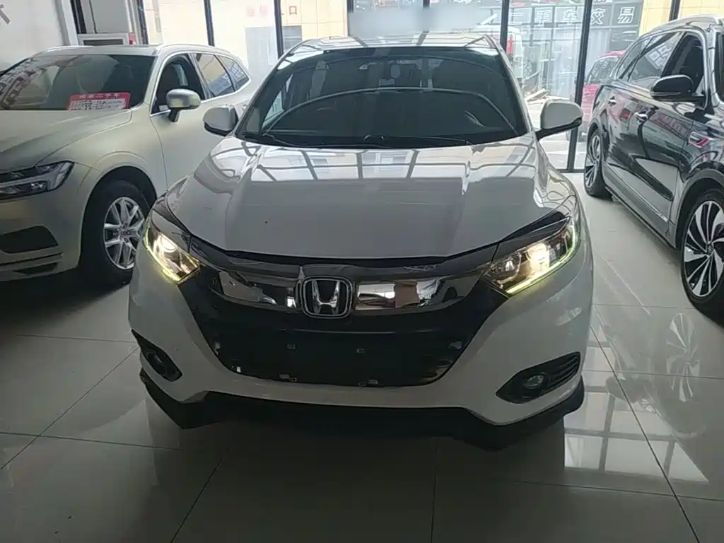 Honda Vezel 2020 — фото 3