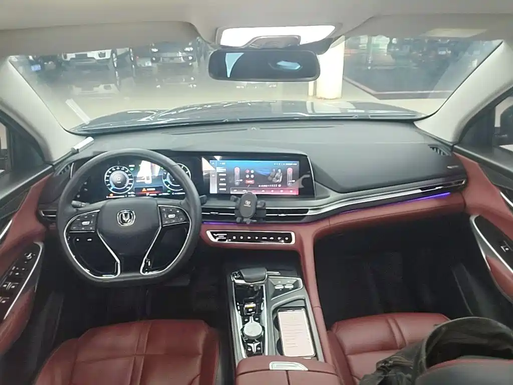 Changan CS75PLUS 2020 — фото 10