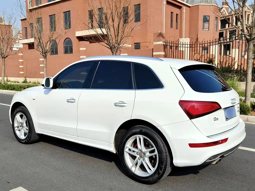Audi Q5 2018 — фото 17