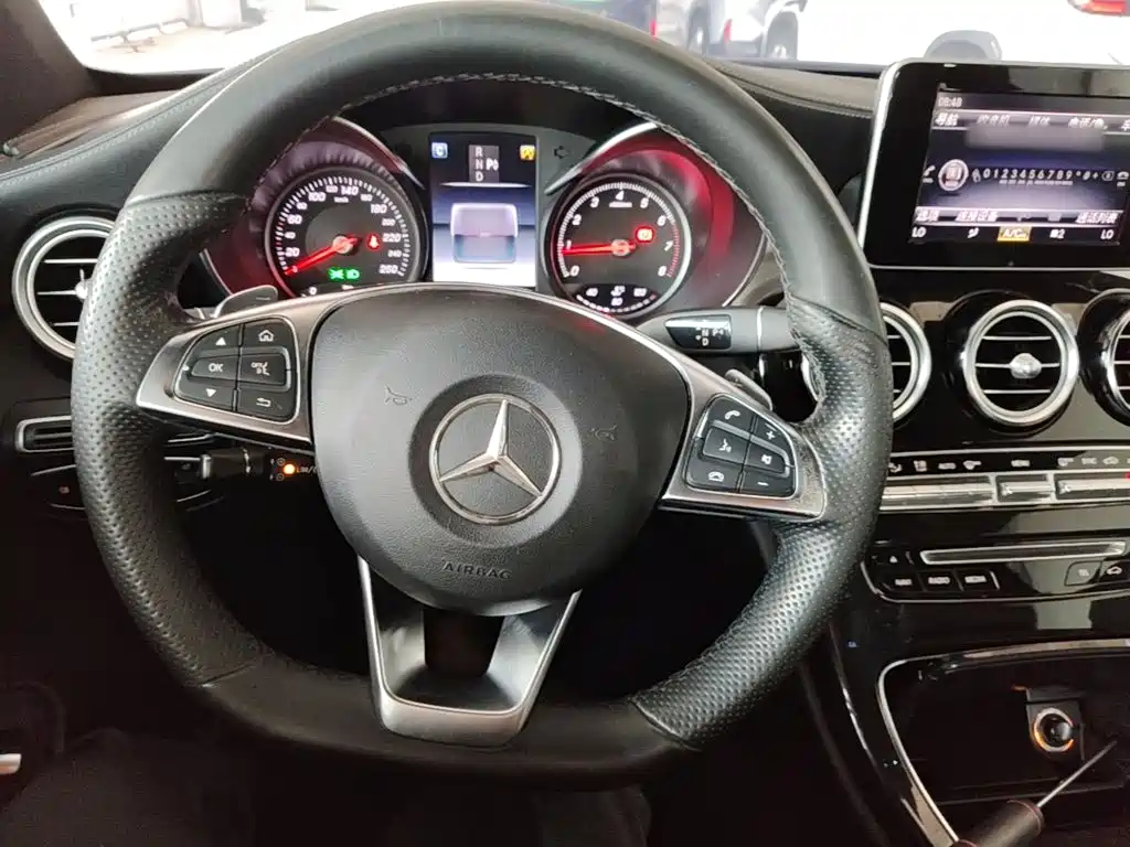 Mercedes-Benz C-Class 2018 — фото 11