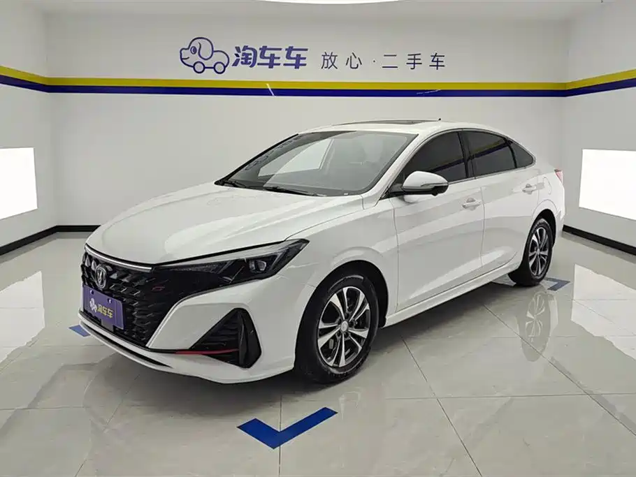 Changan Eado 2025 — фото 1