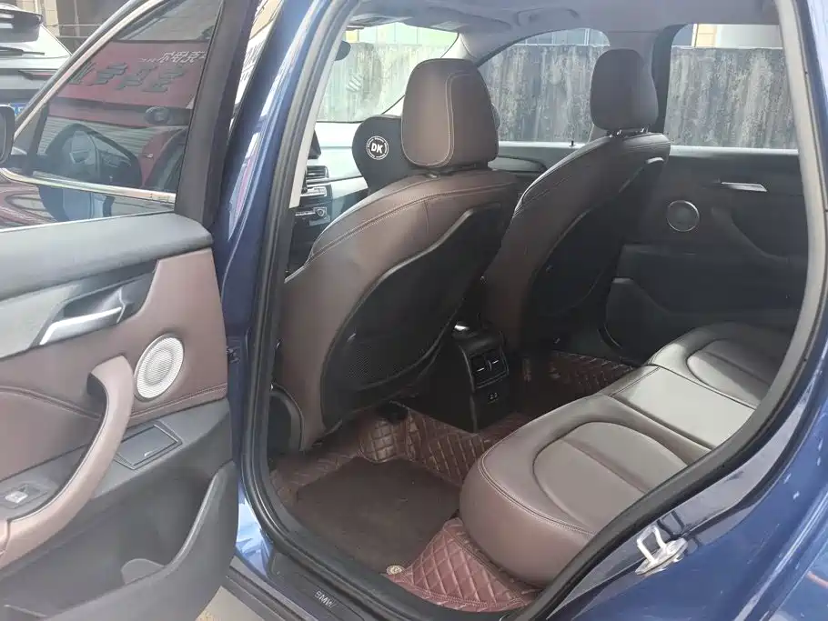 BMW X1 2022 — фото 11