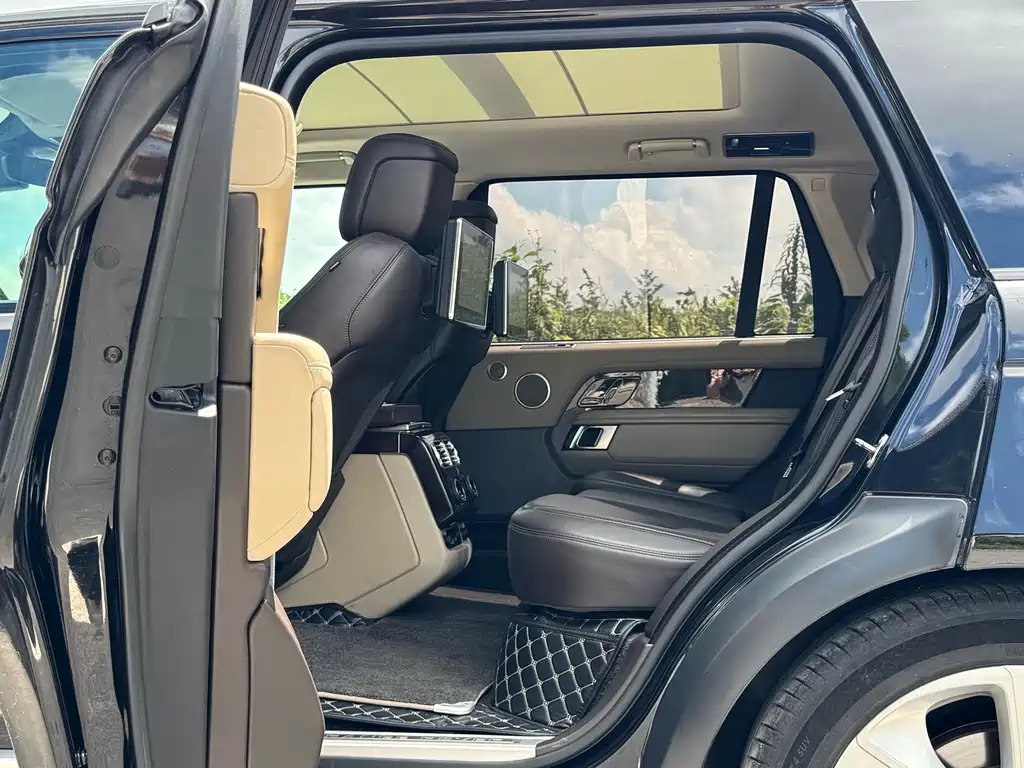Land Rover Range Rover 2020 — фото 14