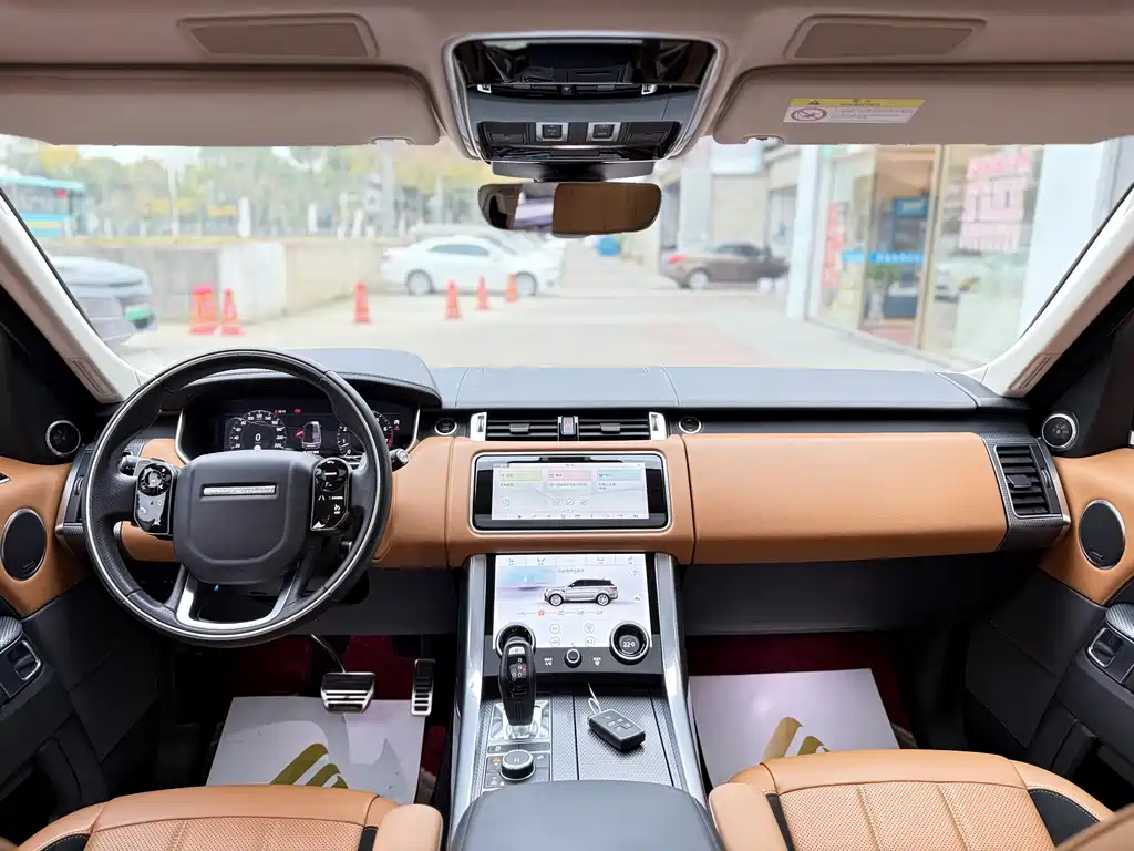 Land Rover Range Rover Sport 2021 — фото 17