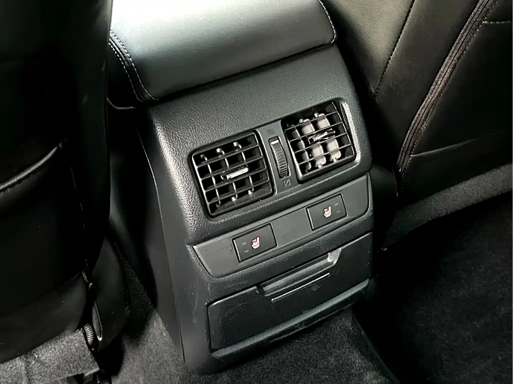 Subaru Outback 2015 — фото 10