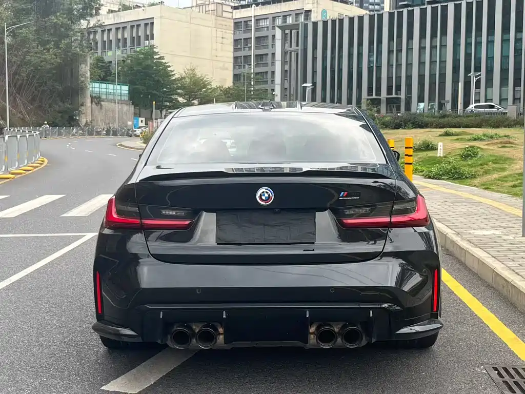 BMW M3 2023 — фото 9