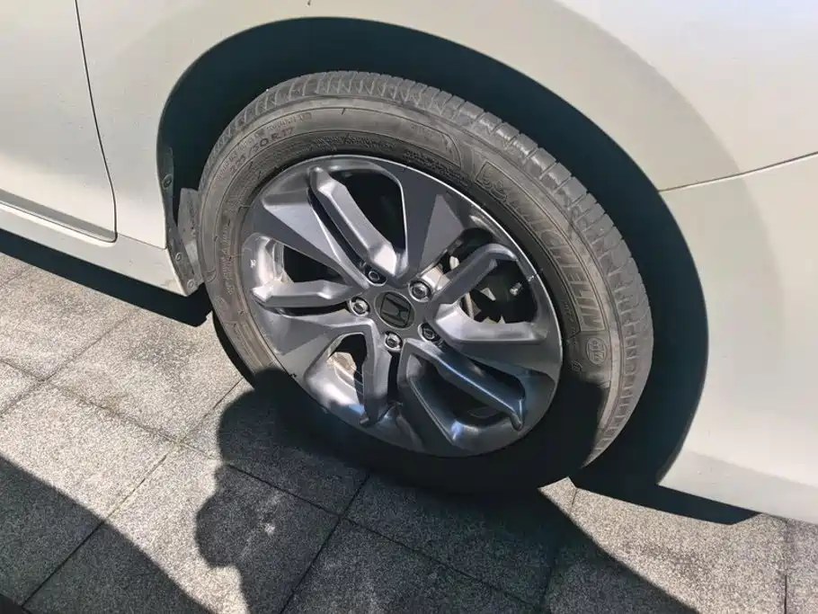 Honda Accord 2015 — фото 6
