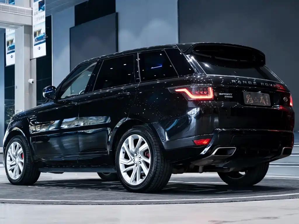 Land Rover Range Rover Sport 2018 — фото 3