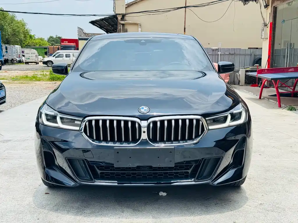 BMW 6 Series GT 2023 — фото 2
