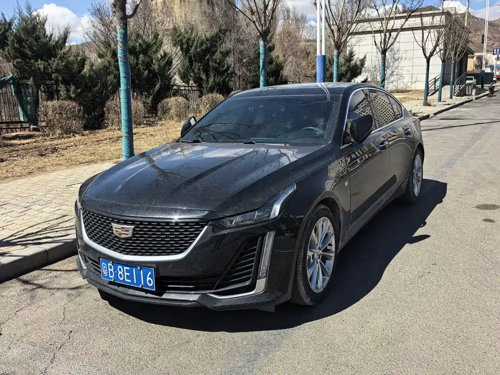 Cadillac CT5 2021 — фото 1