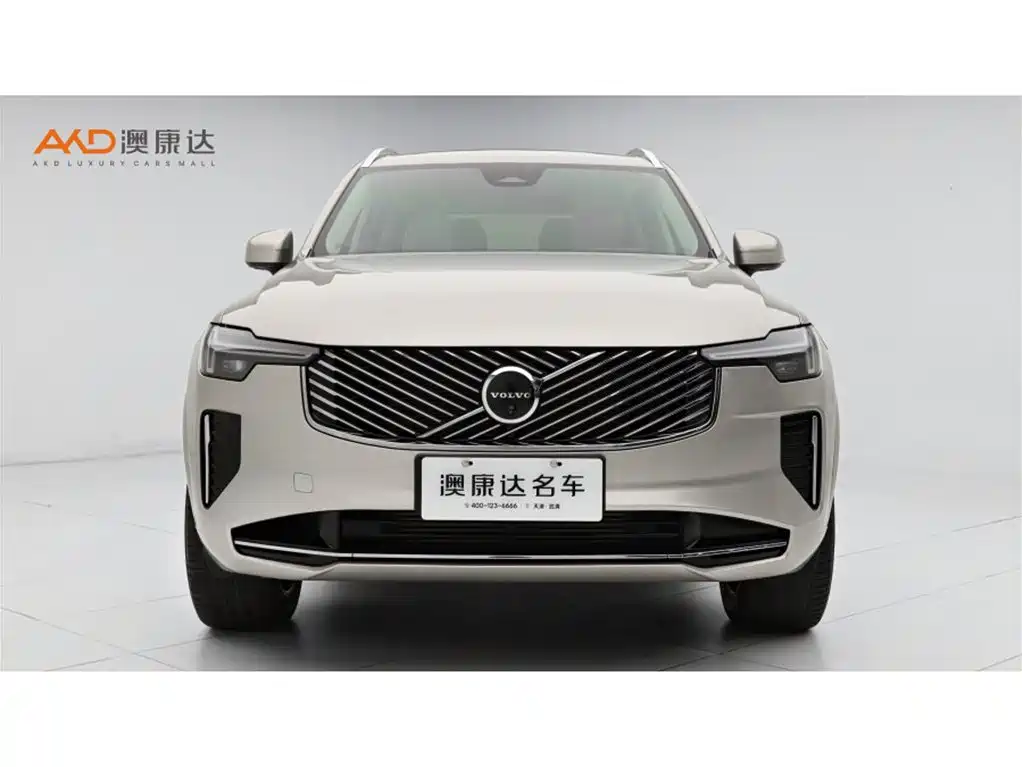 Volvo XC90 Plug-In Hybrid 2025 — фото 2