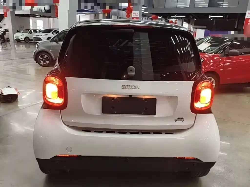 smart fortwo 2018 — фото 6