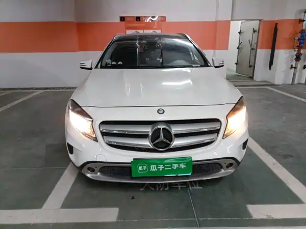 Mercedes-Benz GLA 2016