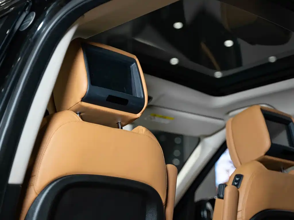 Land Rover Range Rover Sport 2018 — фото 17