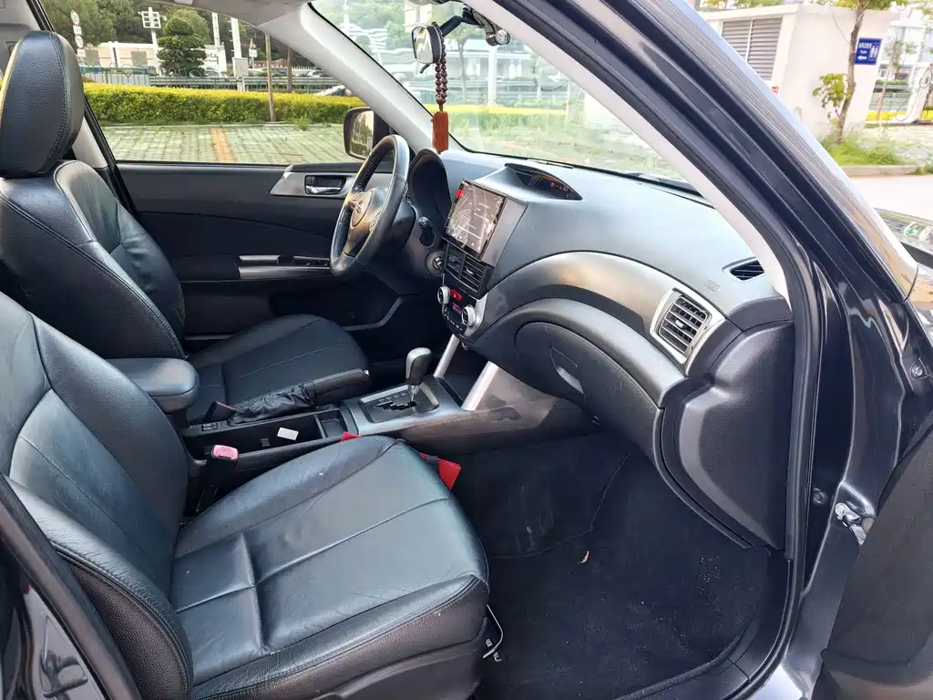 Subaru Forester 2011