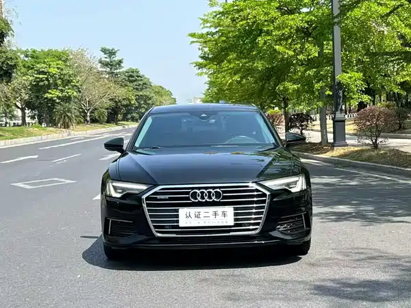 Audi A6L 2022