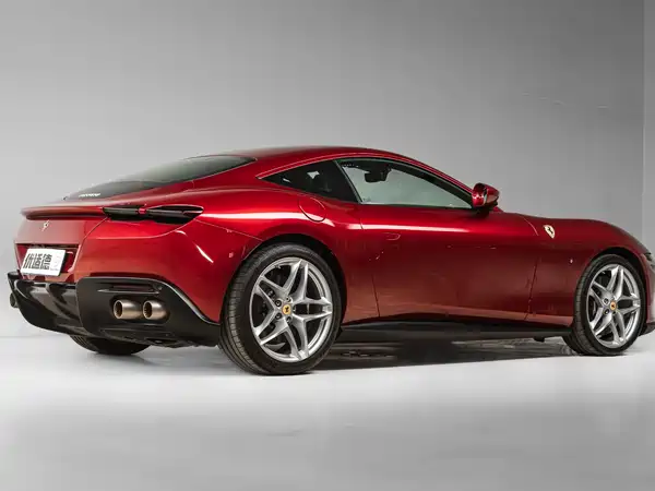 Ferrari Roma 2021