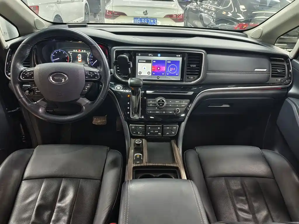 GAC Motor Trumpchi M8 2019 — фото 10