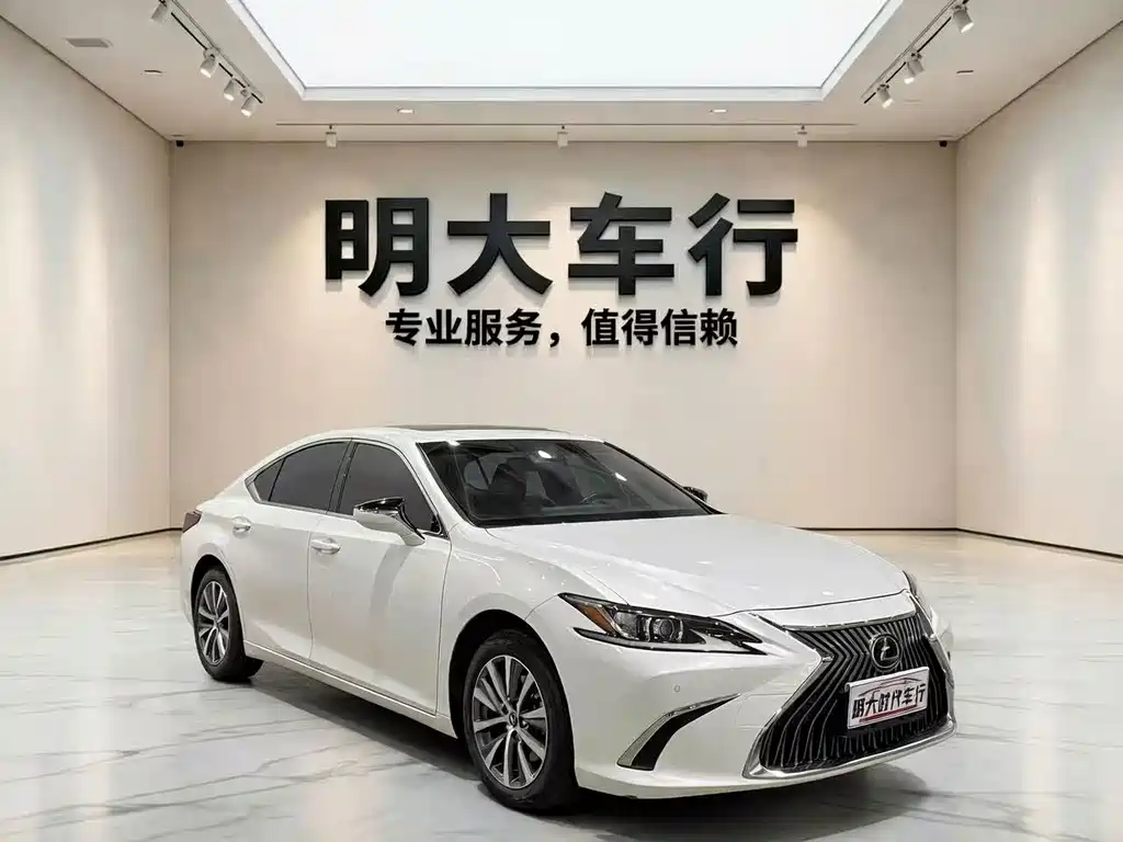Lexus ES 2020 — фото 2