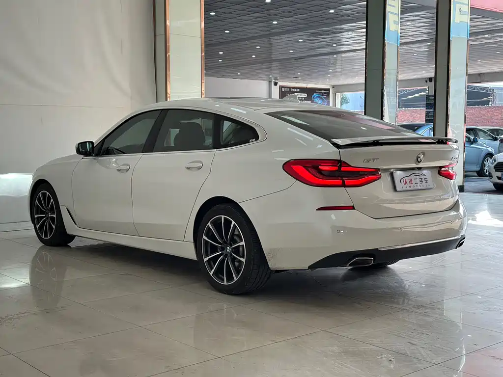 BMW 6 Series GT 2020 — фото 8