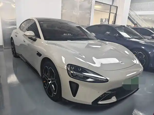 Xiaomi SU7 2025