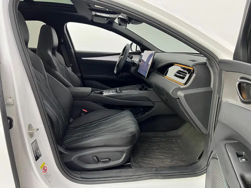 BYD Seal 06 2025 — фото 10