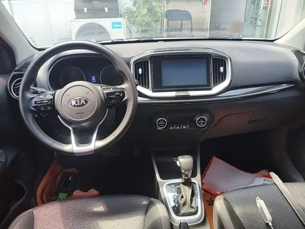 Kia KX1 2019 — фото 6