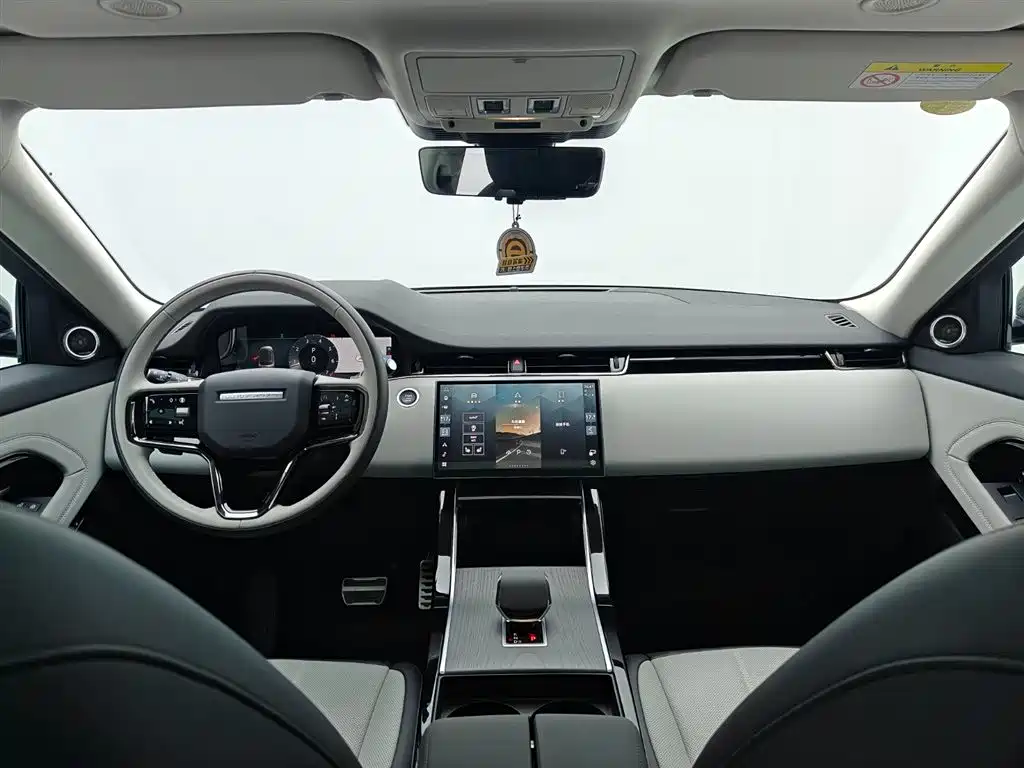 Land Rover Evoque 2026 — фото 18