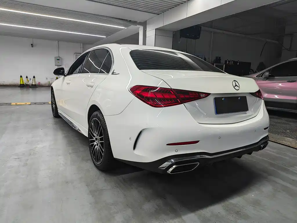 Mercedes-Benz C-Class 2023 — фото 14