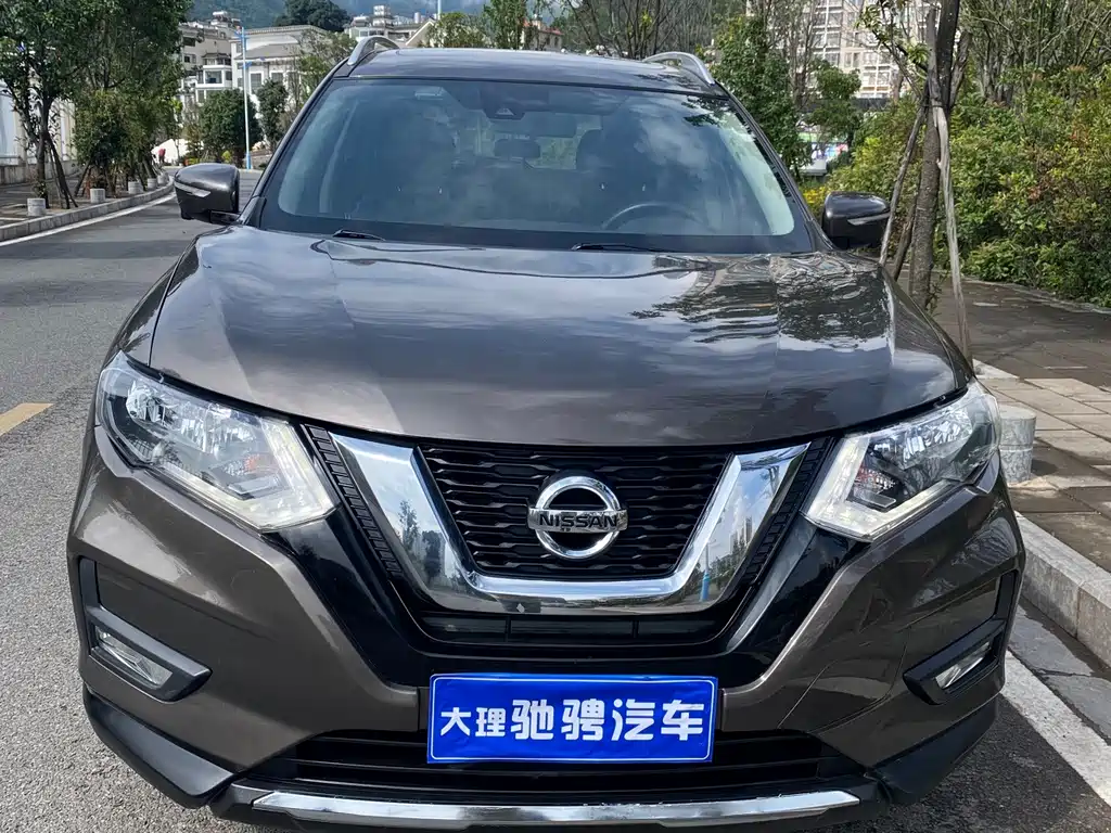 Nissan X-Trail 2018 — фото 1