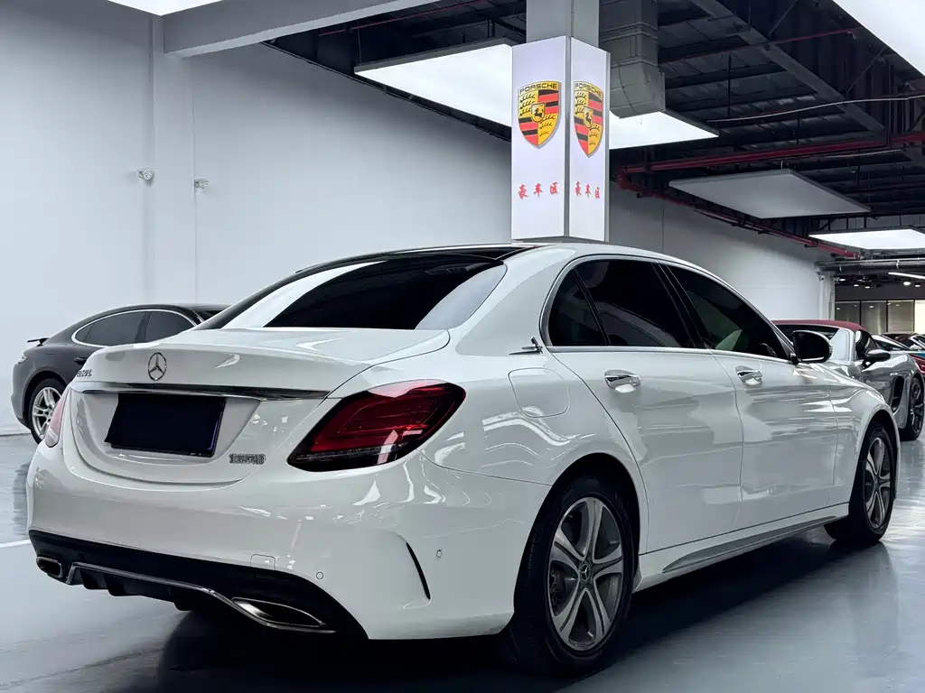 Mercedes-Benz C-Class 2020 — фото 21