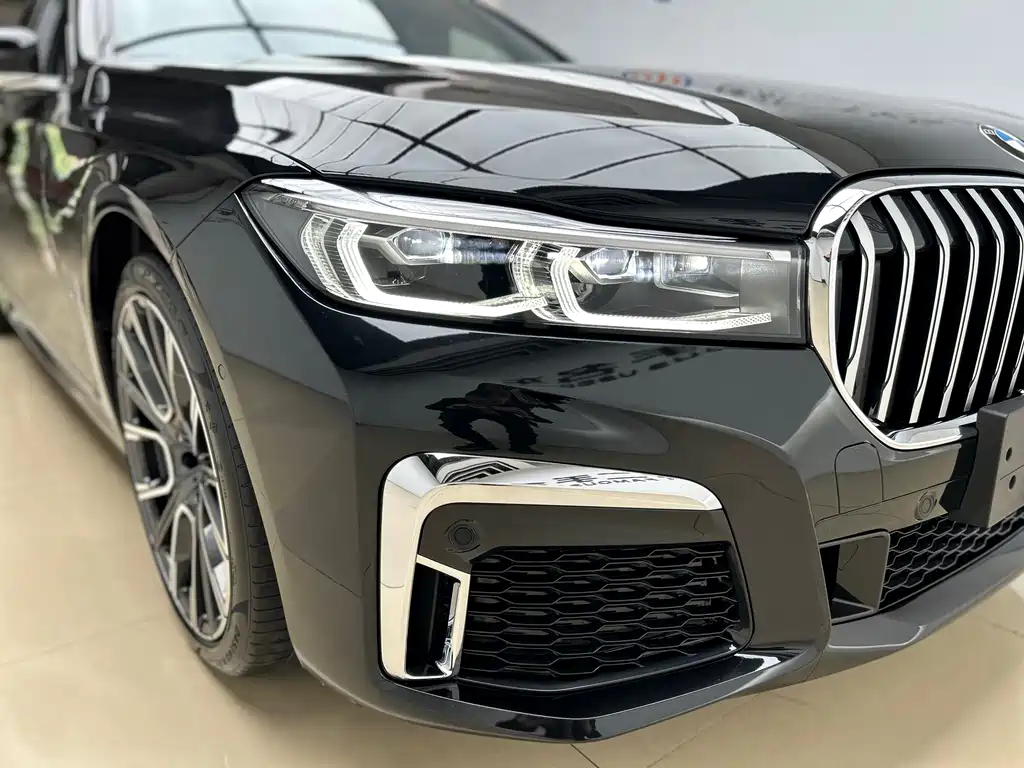 BMW 7 Series 2021 — фото 21