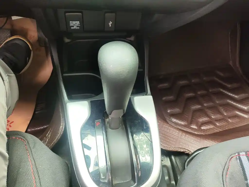 Honda Fit 2014 — фото 14