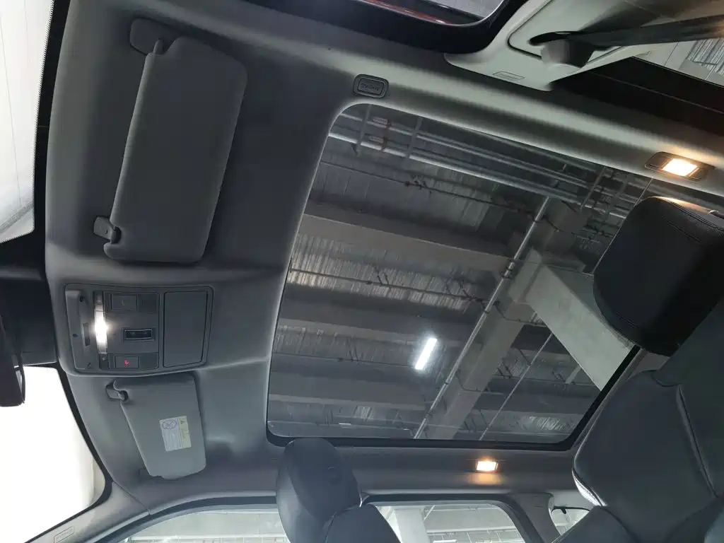 Land Rover Range Rover Evoque 2018 — фото 14