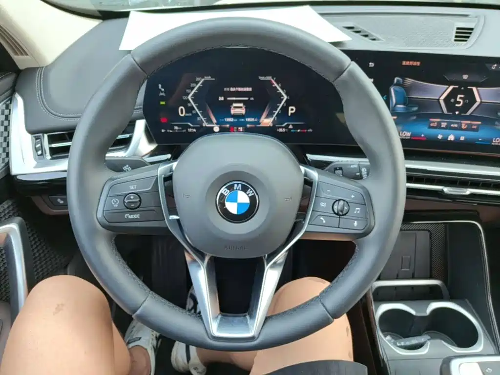 BMW X1 2025 — фото 11