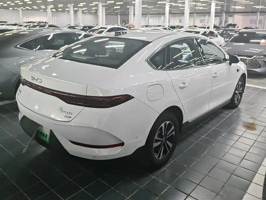 BYD Qin PLUS 2025 — фото 3