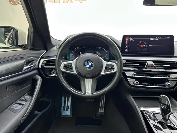 BMW 5 Series 2022