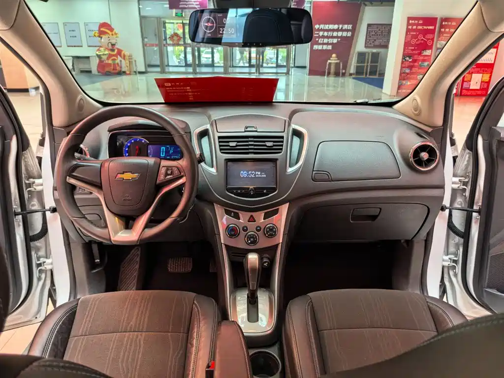Chevrolet Trax 2014 — фото 11