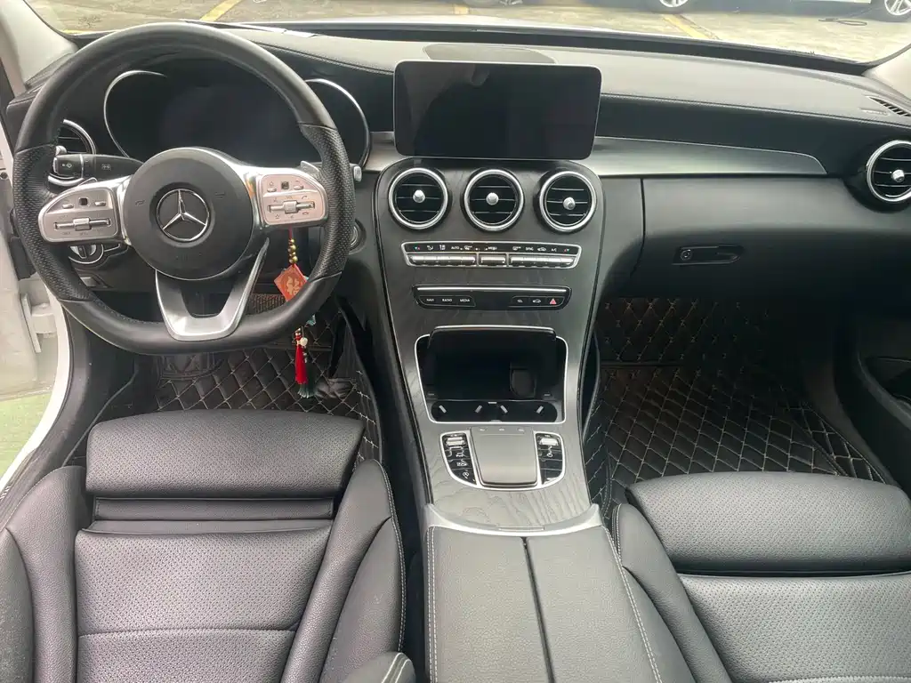 Mercedes-Benz C-Class 2020 — фото 6