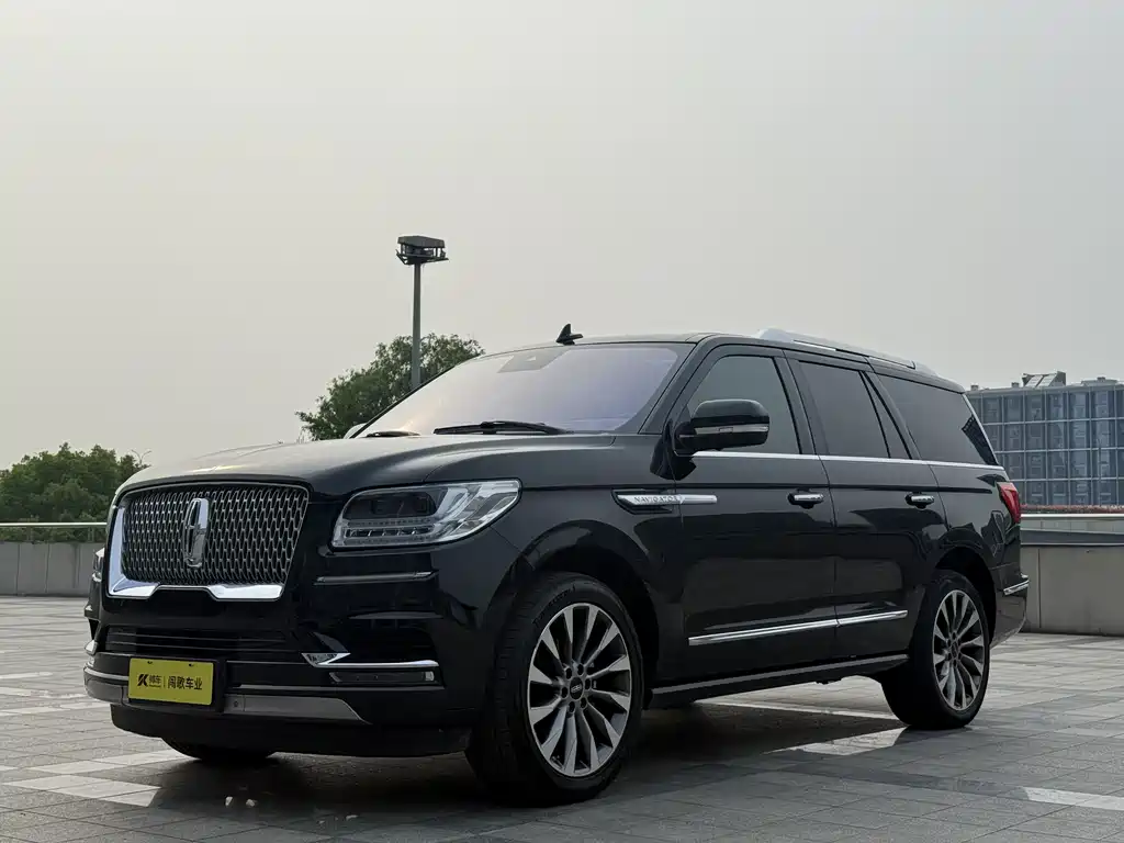 Lincoln Navigator 2018 — фото 1