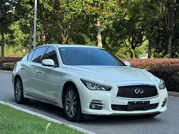 Infiniti Q50L 2016