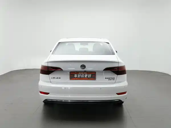 Volkswagen Sagitar 2020